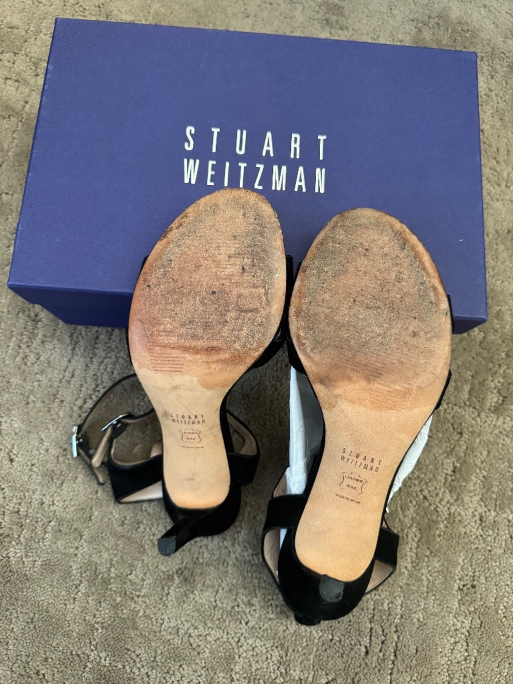 Stuart Weitzman - Picture 6 of 7